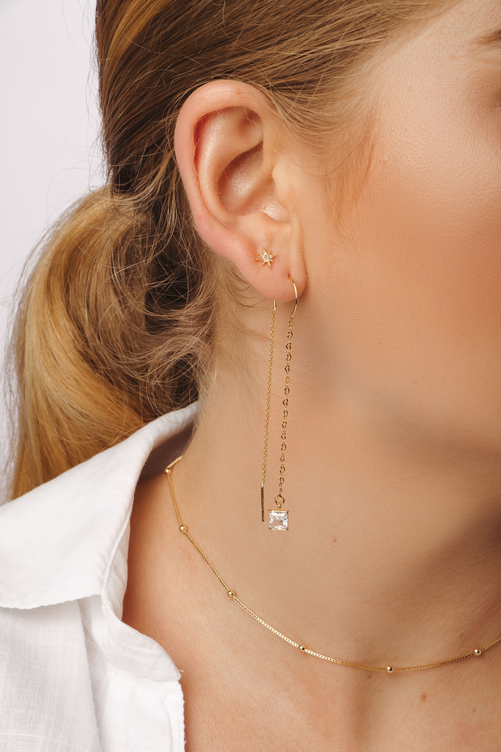 Brinco Pêndulo Longo com Zircônias - Folheado a Ouro 18k