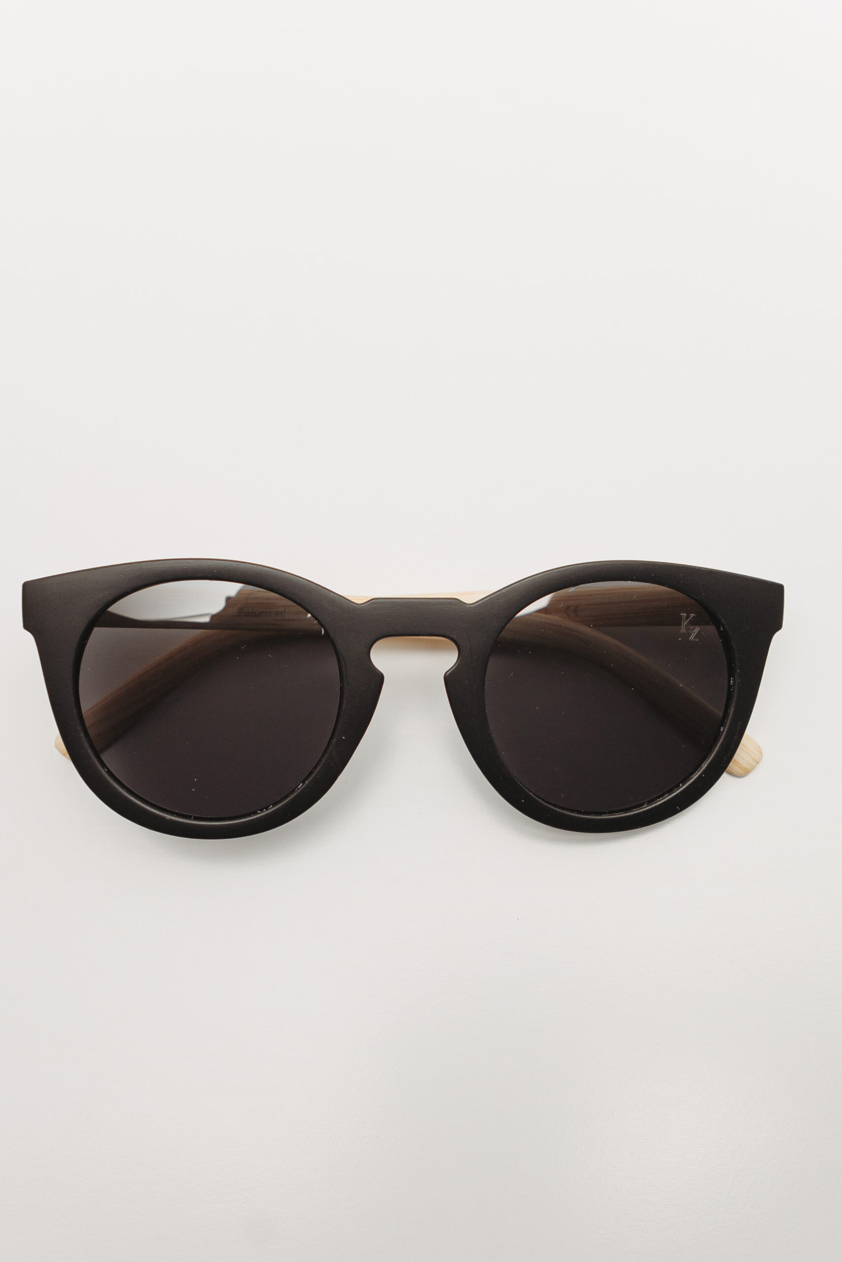 Óculos Preto Arredondado - Lentes Polarizadas - Imagem 2