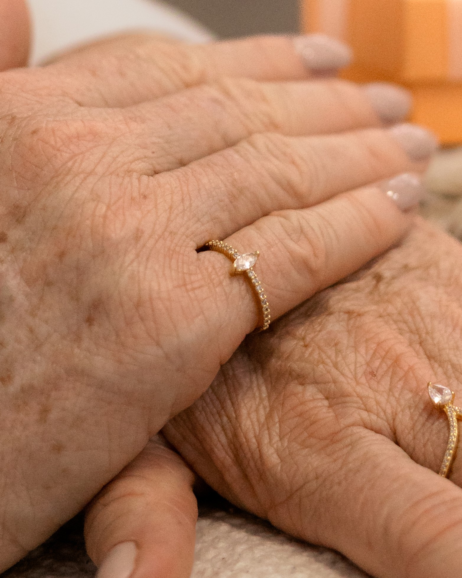 Anel Navete de Sodalita - Semijoia Antialérgica com 20 milésimos de ouro